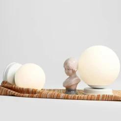 Artera Lampki Na Biurko, Oświetlenie Biurkowe|Nowoczesne Lampki Na Biurko<Ball Table Medium White - - lampa stołowa